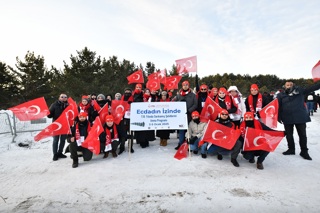 Yurt Dışında Yaşayan Gençler Ecdadının İzinde